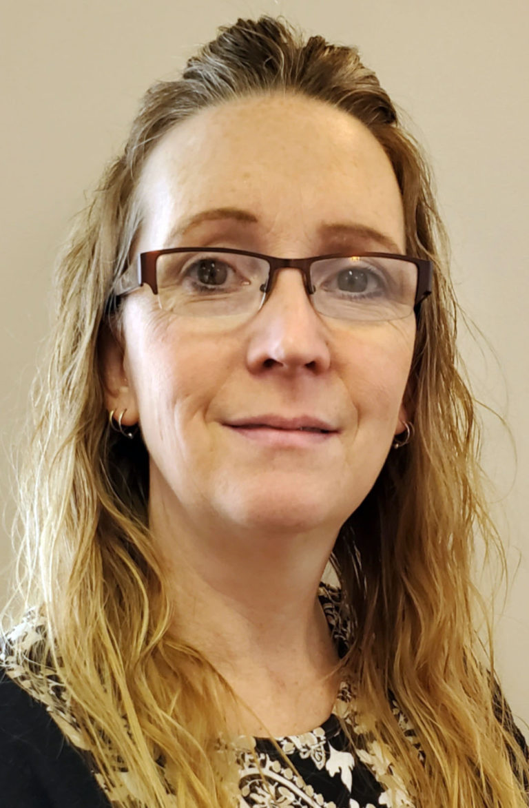 Thiessen Sharon 768x1173