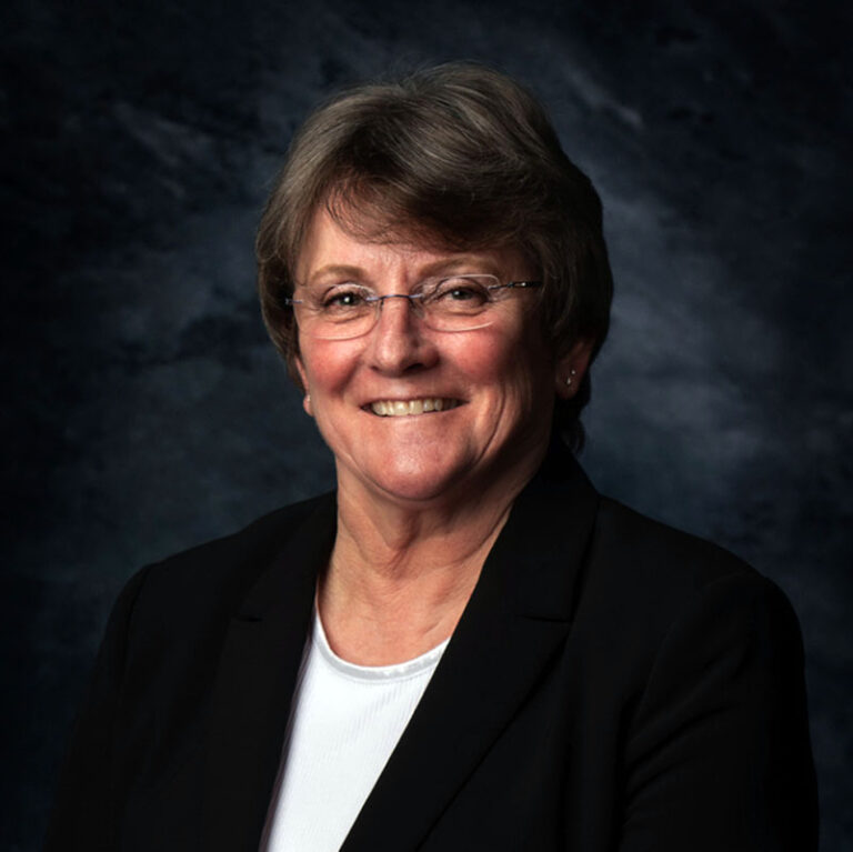 Chmilar Valerie 768x767