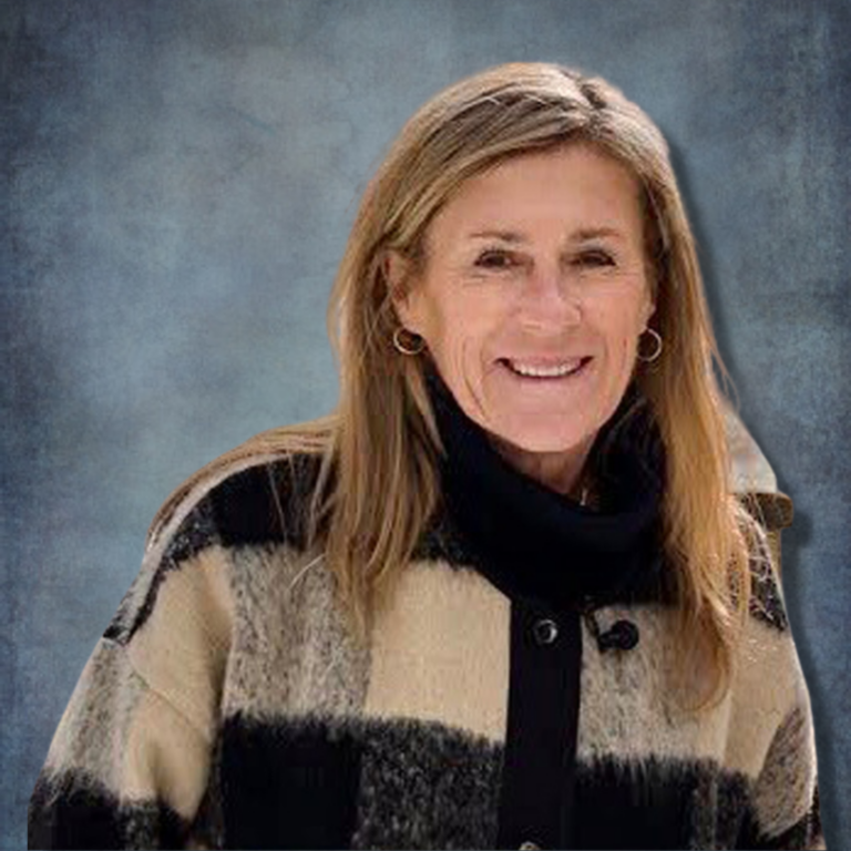 Kerr Tracy Web 1 768x768