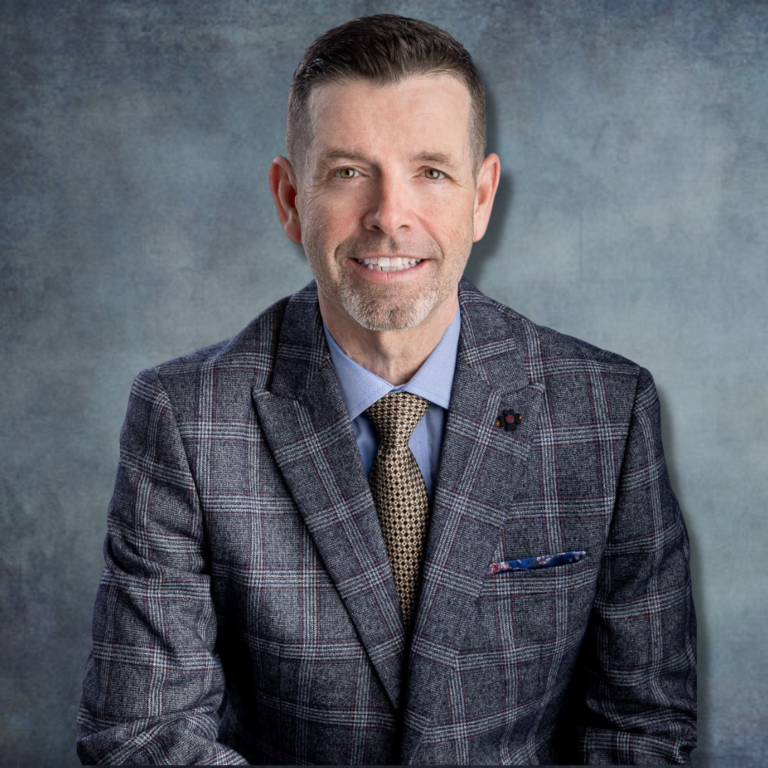 MacKay John WEB 768x768