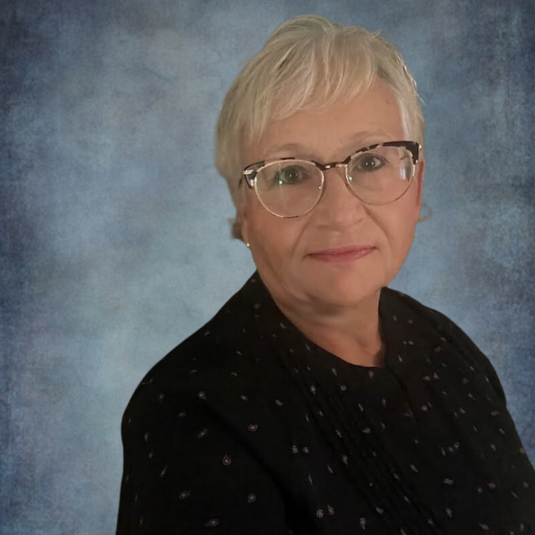 Barron Debra Web 768x768