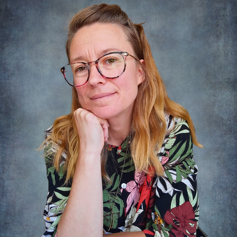 Gulanes Lindsay Web 768x768